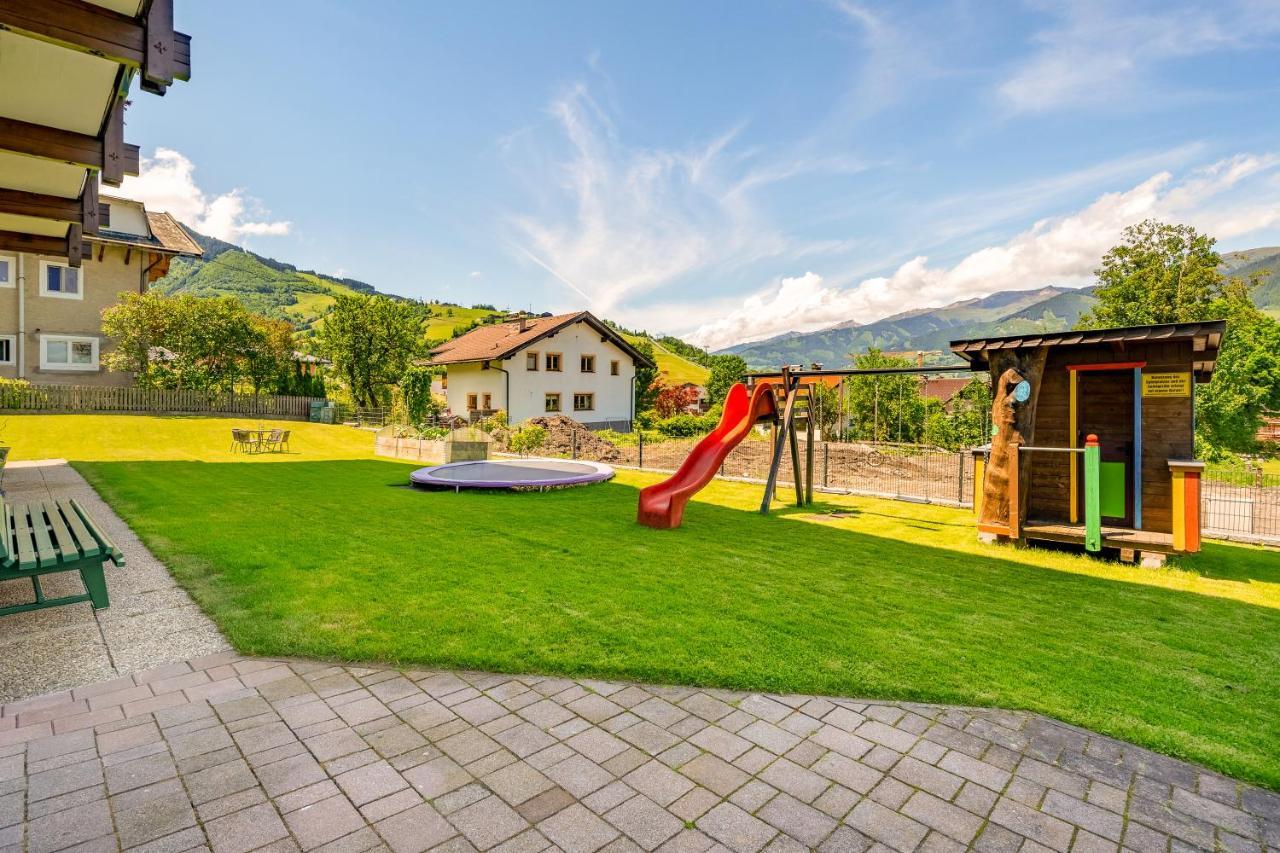 Haus Voglreiter - Inkl Sommerkarte, Zentrale Und Ruhige Lage, Garten Mit Spielplatz Kaprun Exterior foto